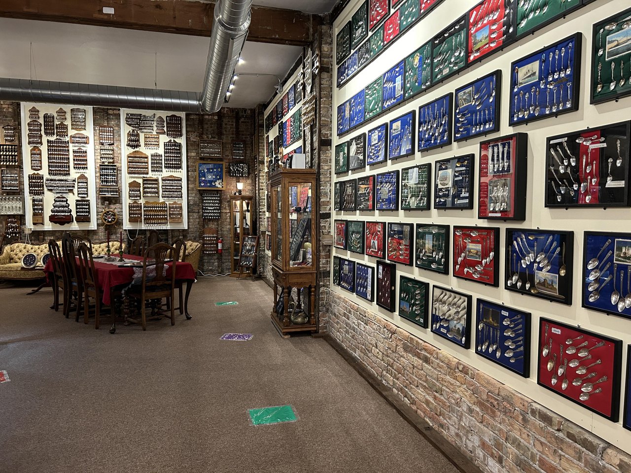 Mississippi Spoon Gallery
